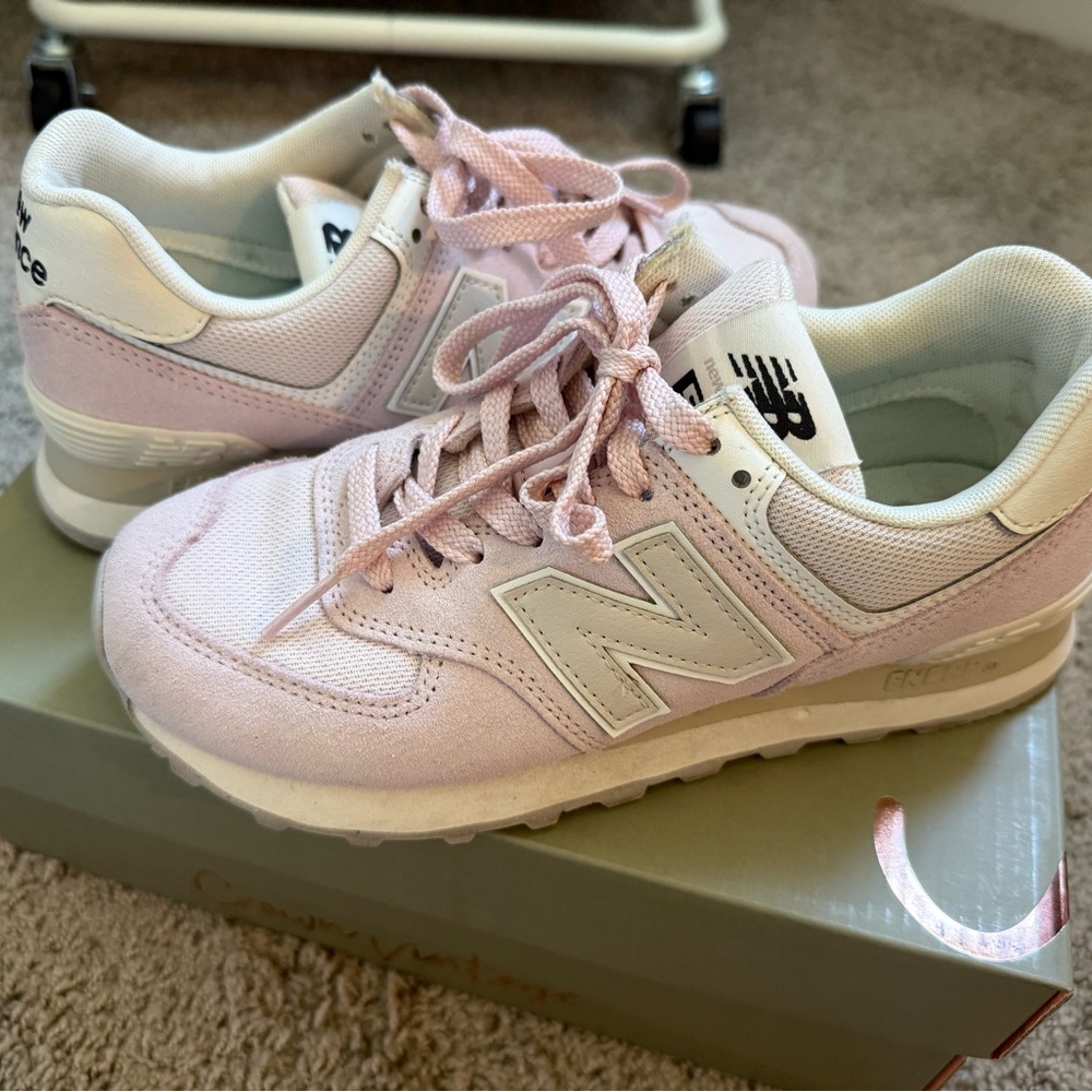 New Balance 574 Light Pink and White Sneakers